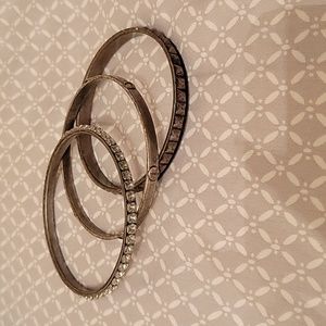 American Eagle Outfitters bangles set